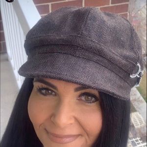 Meet your Posher, Carrie